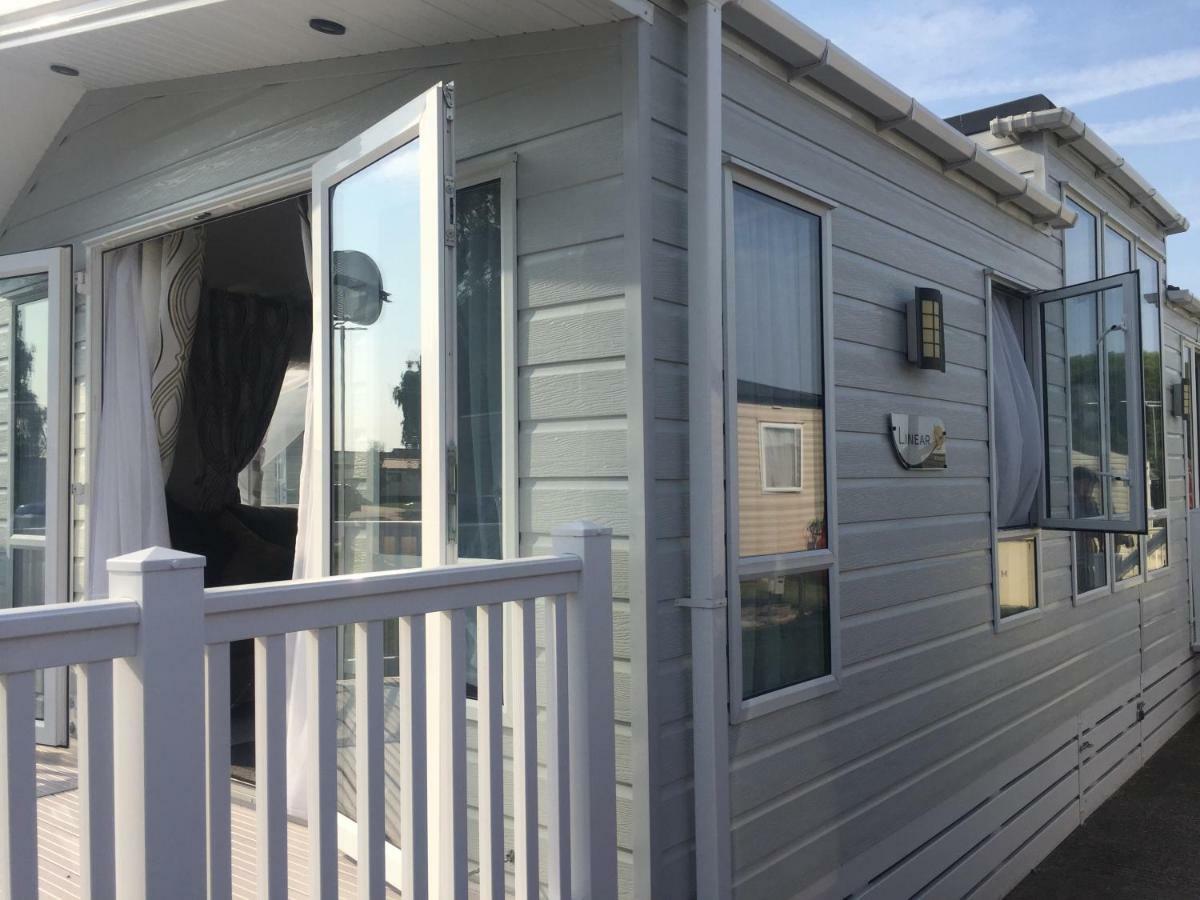 Hotel Highfield Grange Clacton-on-Sea Exterior foto
